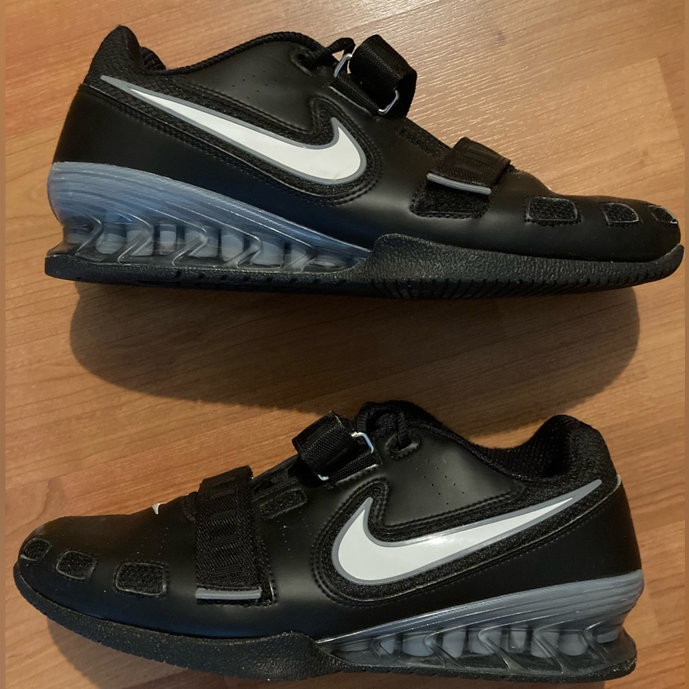 Size 12 Mens Romaleos 2